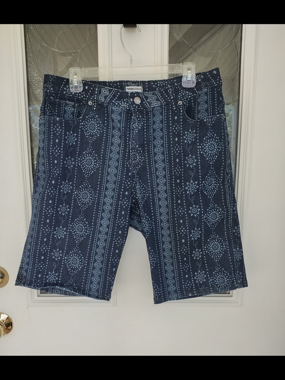 Purple & MOre Stretch Bermuda Shorts Size 12